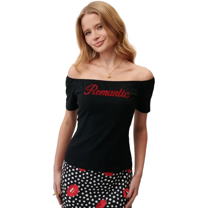 T-shirt dames She is Sunday Romantic