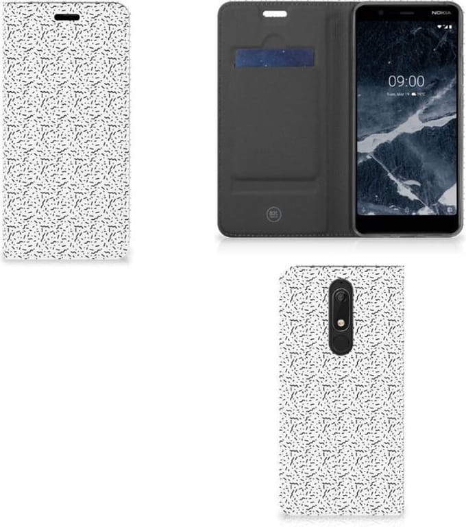 Nokia 5.1 (2018) Hoesje met Magneet Stripes Dots