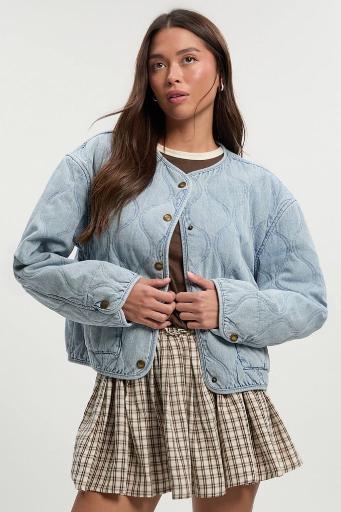 boohoo Dames Gewatteerde spijkerjas | Bleach Wash | Maat: 12