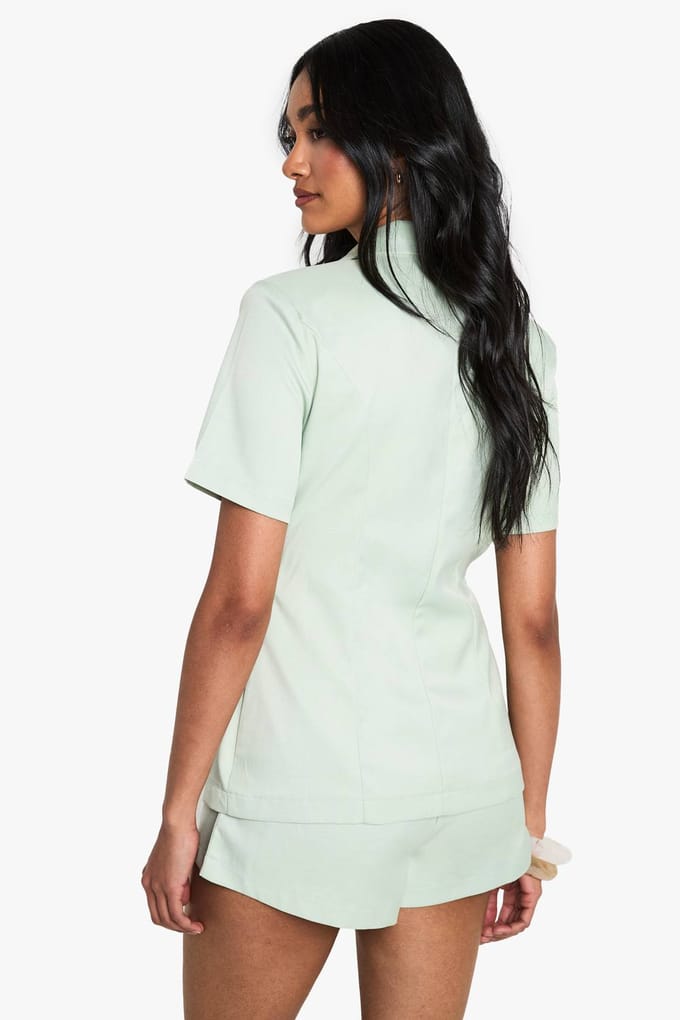 boohoo Dames Op maat gemaakte gestructureerde playsuit met korte mouwen | Sage | Maat: 8