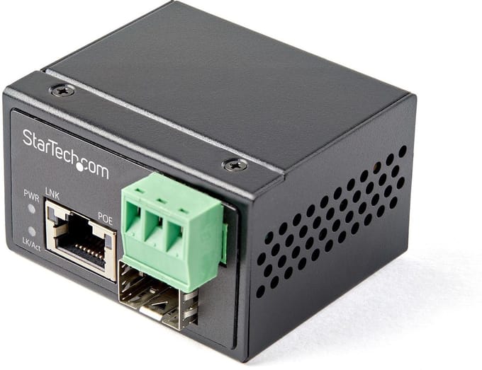 StarTech.com PoE+ Industrial Fiber to Ethernet Media Converter 30W