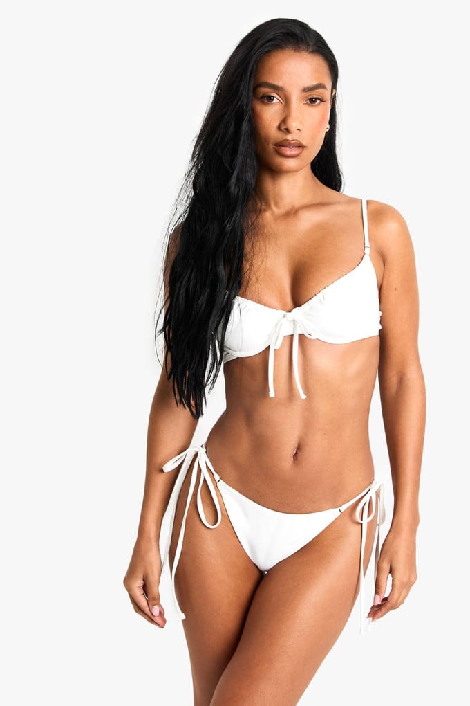 boohoo Dames Swimwear Essentials Beugel Bikini Top | White | Maat: 30B