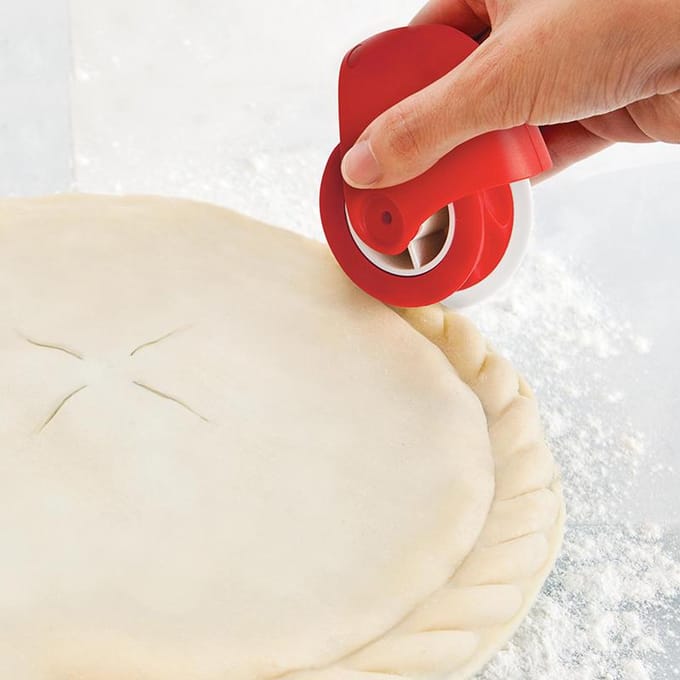 Bakdeegroller Snijder, Handmatige Pizza Gefrituurd Deeg Twists Krullend Embossing Wiel, Multifunctioneel Gebakstool