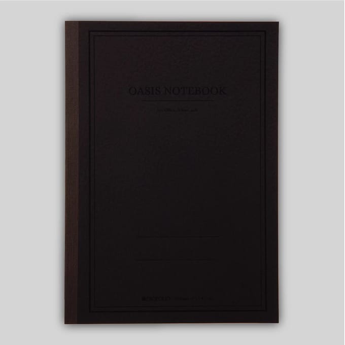 Itoya Profolio Oasis A5 Notebook Kleur: Charcoal + 1 x Muji Gelpen 0.3mm