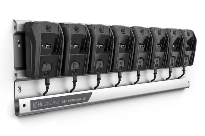 Husqvarna C80 Laadrail voor Maximaal 8 Accu's - Complete Set