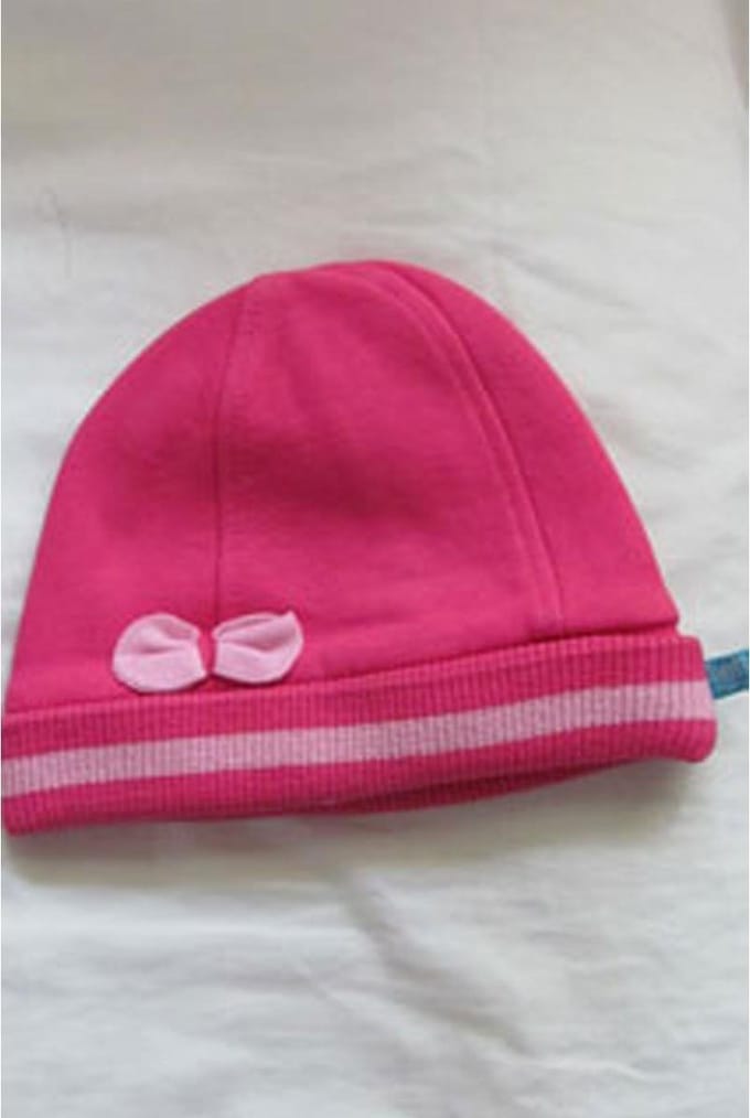 Lief! muts fuchsia roze met strikje, maat 2