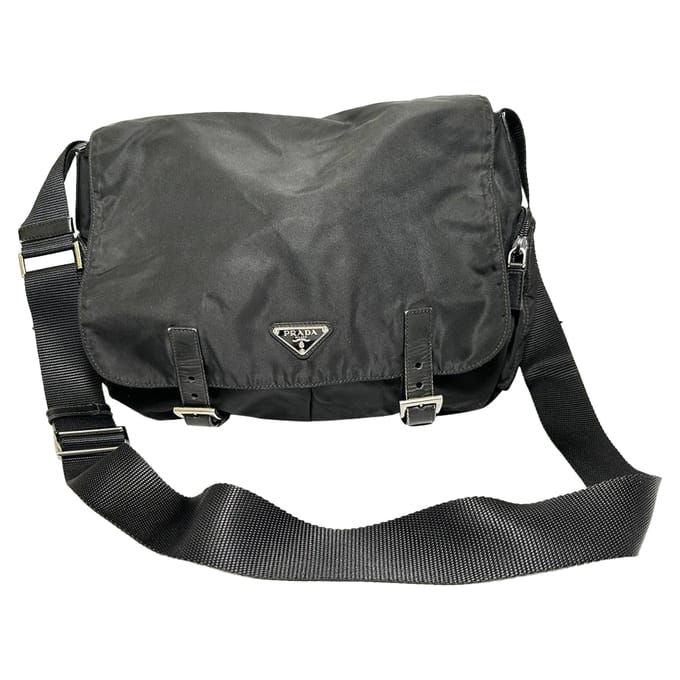 Prada Tessuto Schoudertas in Zwart Nylon