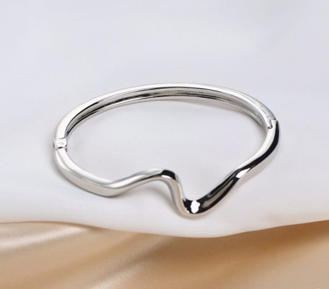 Hidzo Yehwang - Armband Zilverkleurig wave - Dames Armband