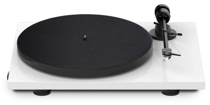 Pro-Ject E1 BT platenspeler met ingebouwde phono-voorversterker en AT3600L element, Bluetooth-zender, wit, Pro-Ject
