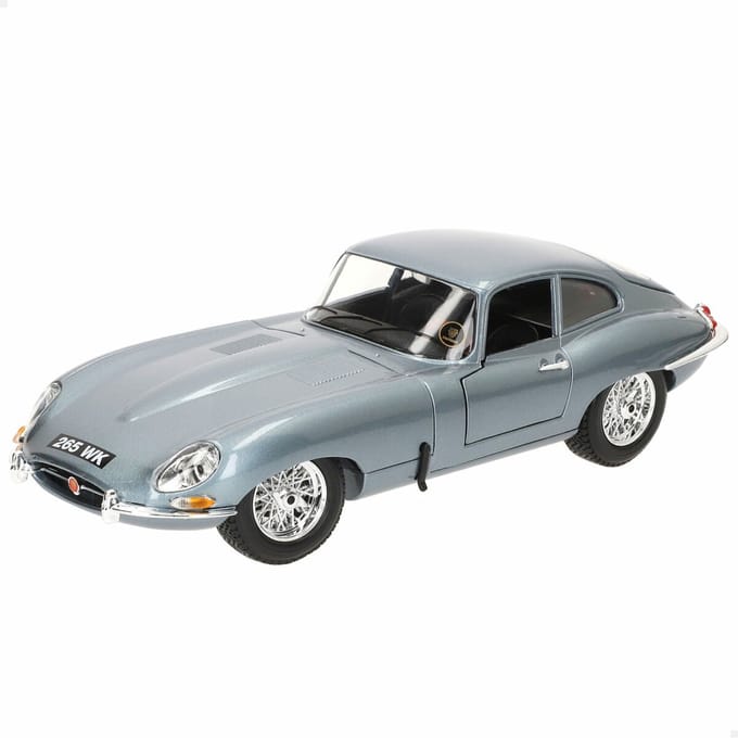 Bburago Jaguar E-Type Coupe 1961 1:18