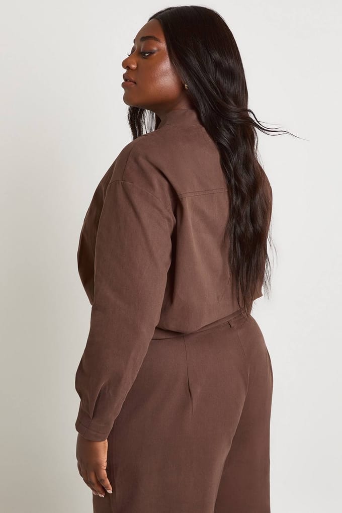 boohoo Dames Plus Twill Bomberjack | Chocoladebruin | Maat: 54