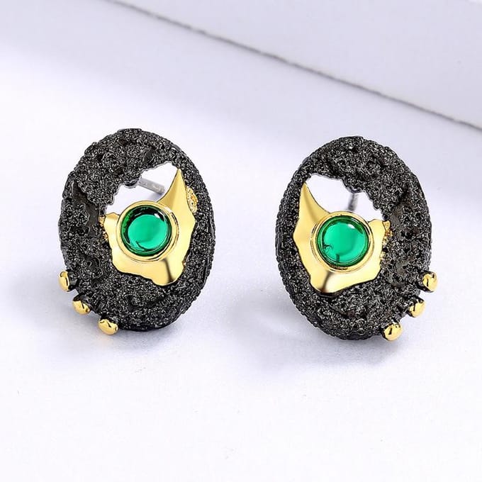 Ensemble de trois pièces de bijoux en or noir avec émeraudes et pierres précieuses gray