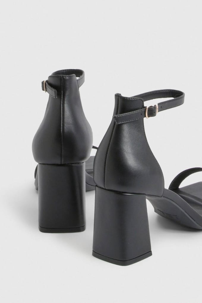 boohoo Dames Brede Pasvorm Mid Blokhak 2-delige Hakken | Black | Maat: 7