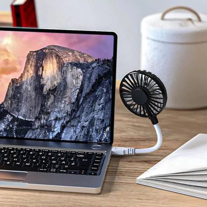 MikaMax USB Bureau Ventilator - 20 cm - Zwart - Compact, Stil en Energiezuinig - Mini Tafelventilator
