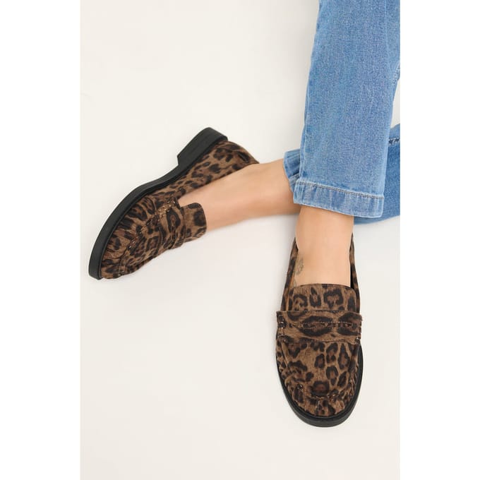 Yours Bruine Loafers Van Imitatiesuède Met Luipaardprint In Extra Brede Eeepasvormsize 39EEE