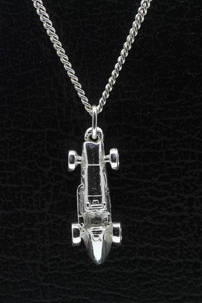 Zilveren Ferrari racewagen ketting hanger