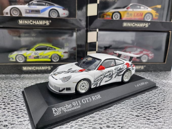 Minichamps Porsche 911 GT3 RSR 2003 Presentation