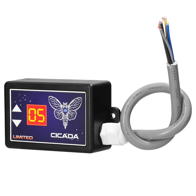 15-tonige autoclaxoncontroller Elektrische claxonluidspreker Geluidsregeleenheid met digitaal display 12-24V With Horns black