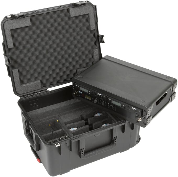 SKB - iSeries 3i-2217-10 - Waterdichte Koffer - Zwart - Draadloze Microfoon Fly Rack 2U