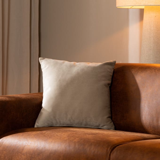 Bronx71® Sierkussen Anna velvet beige 45 x 45 cm