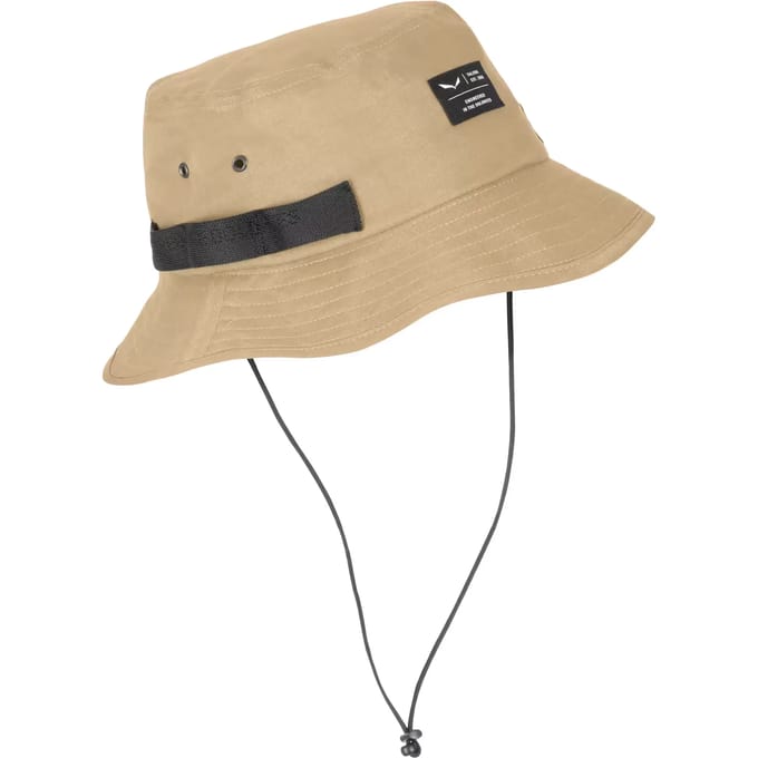 Bob met randen kind Salewa Puez Hemp