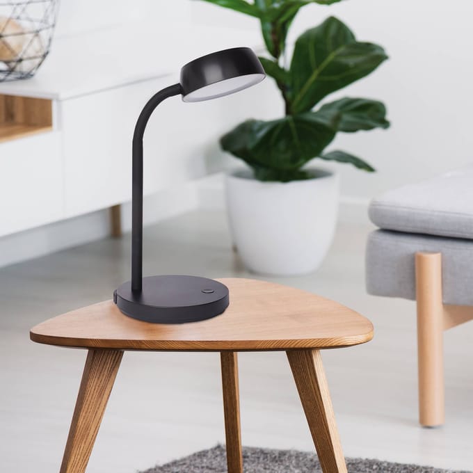MAUL Bureaulamp MAULabby LED 3.000 K standvoet zwart