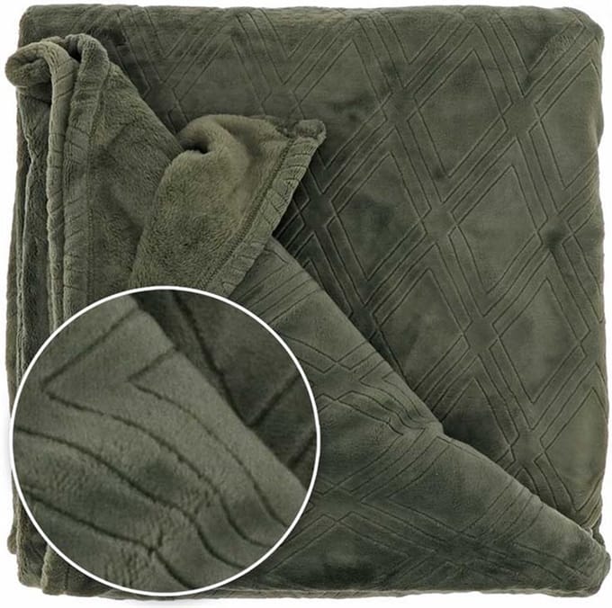 D- Unique Living | Plaid Auke 150x200cm deep green