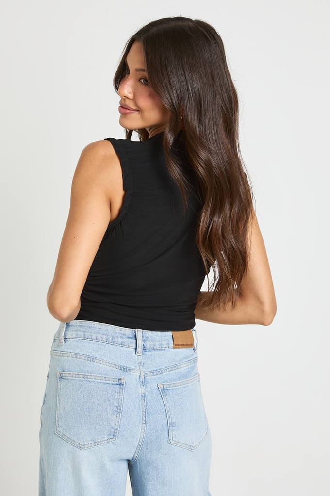 boohoo Dames Mesh Gerimpelde Bodysuit Met Halslijn | Zwart | Maat: 38