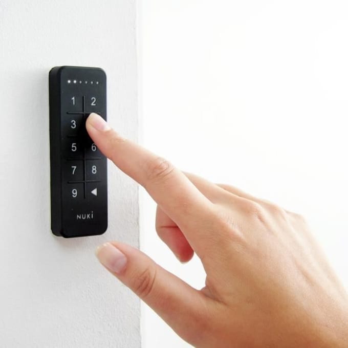 Nuki Keypad – Slimme Deuropener met Toegangscode – voor Nuki Smart Lock – Zwart