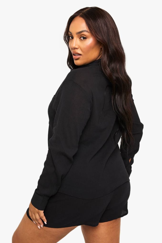 boohoo Dames Plus gerimpeld katoenen strandhemd | Black | Maat: 28
