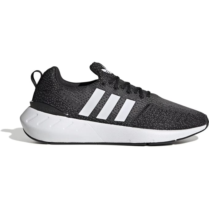 Baskets adidas Swift Run 22