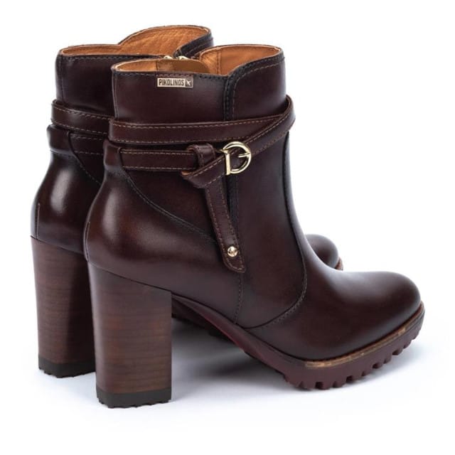 Pikolinos W7m-8806