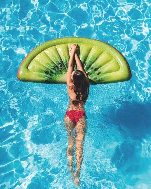 Intex - Waterplezier Relaxset Luchtbed - Realistisch kiwi-ontwerp - Inclusief handpomp