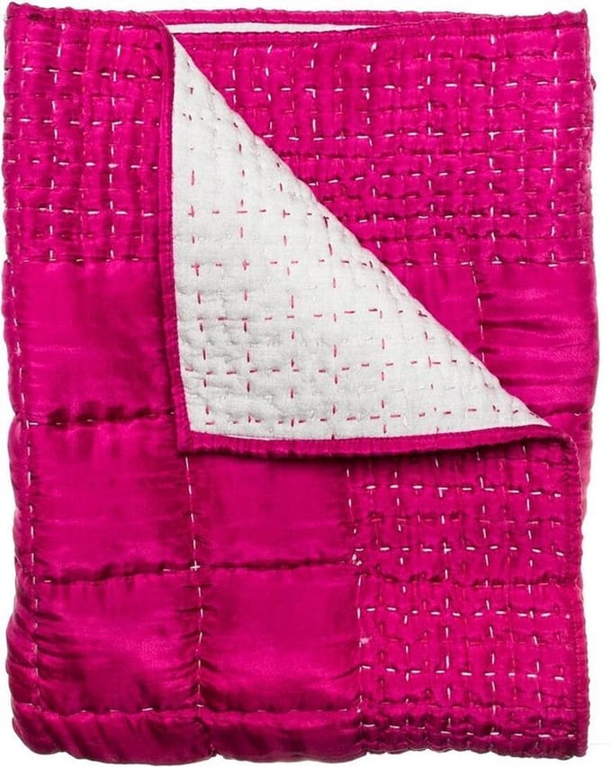 Delia bedsprei darkpink 160 x 240 cm