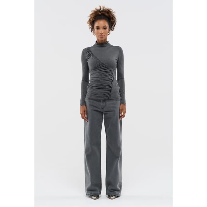 BENU Grijze blouse met plooien en col