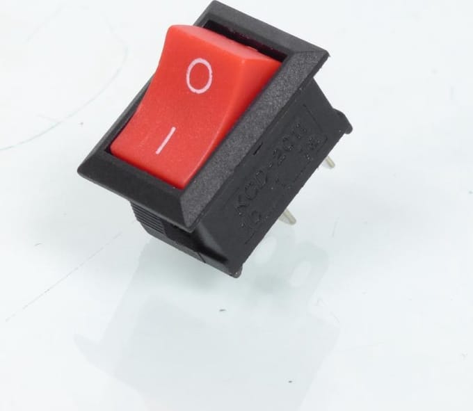Interrupteur bouton rouge ON / OFF à encastrer Neuf pour moto scooter deux roues