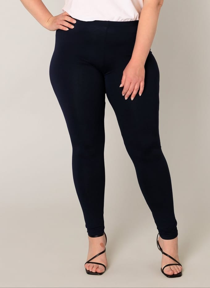 BASE LEVEL CURVY Andrea Legging - Dark Blue - maat 5(58/60)