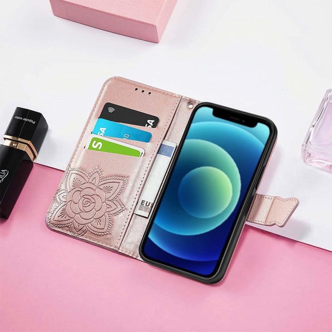 Smartphonica iPhone 12/12 Pro kunstleren hoesje met vlinder opdruk - Rosé Goud geschikt voor iPhone 12;iPhone 12 Pro Max