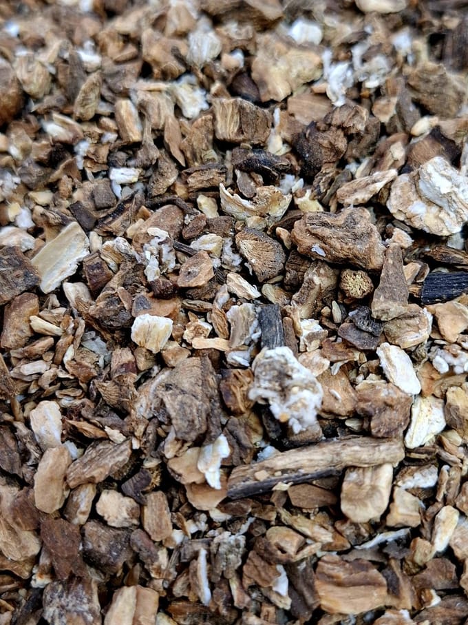 Klitwortel (Bardanae radix)100g