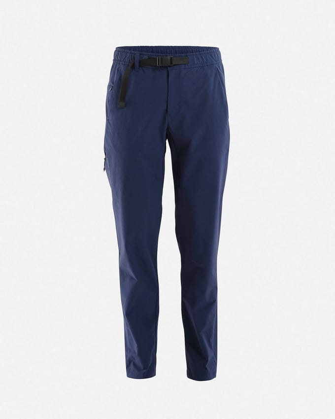 The Mountain Studio Technical mountain chino ja 1053 dark navy L