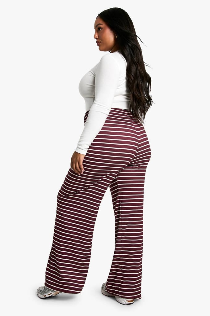 boohoo Dames Plus gestreepte wijde broek | Bordeaux Rood | Maat: 56