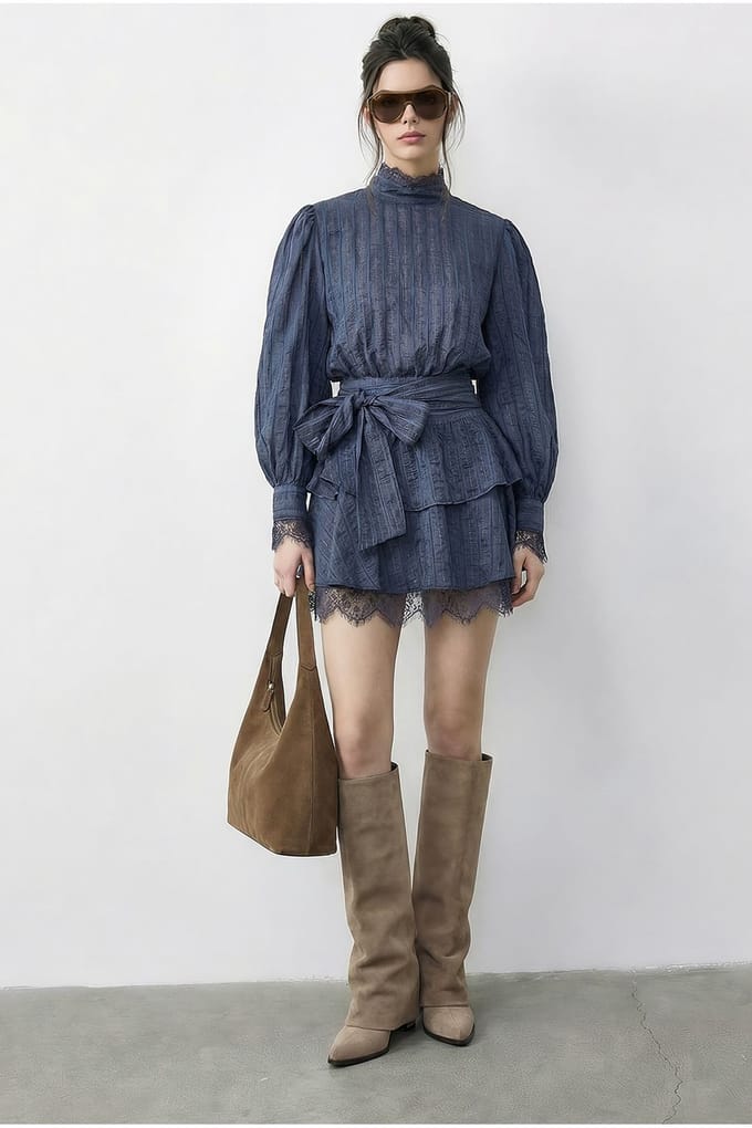 Textured Mini-jurk met Halve Col en Stofdetail