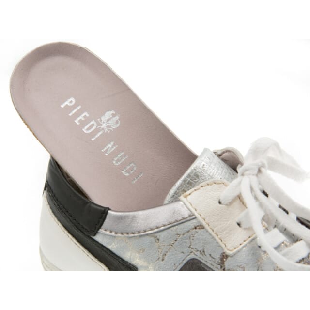 Piedi Nudi 622108
