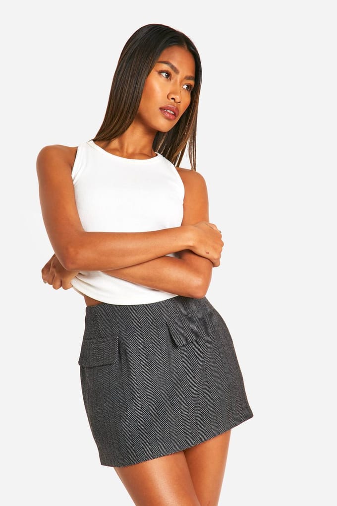boohoo Dames Minirok met visgraatzakdetail | Houtskool | Maat: 42