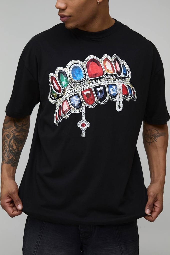 Oversized T-Shirt met Diamant Print | Black | Size Medium