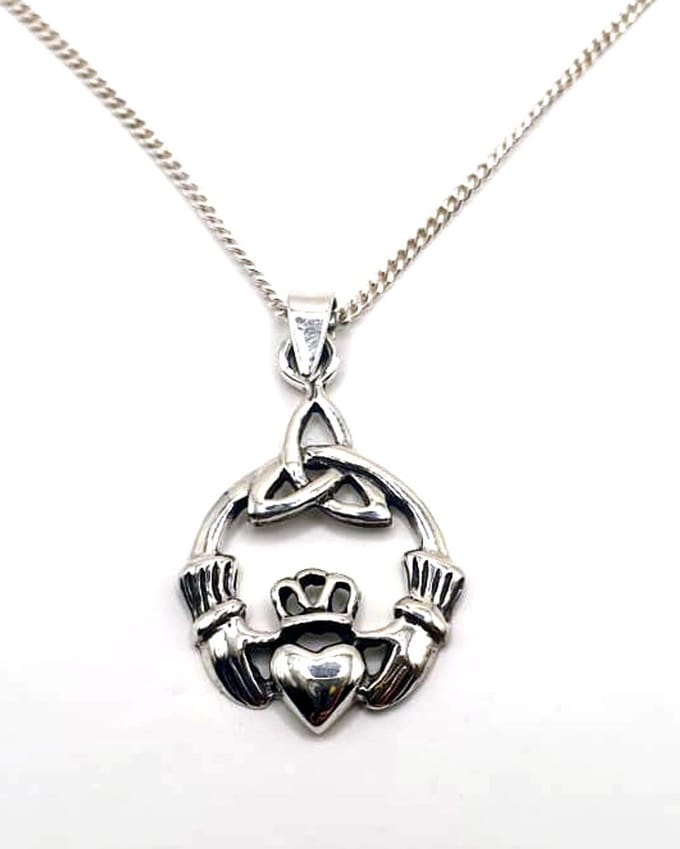 Zilveren claddagh hanger(35602-45cm)