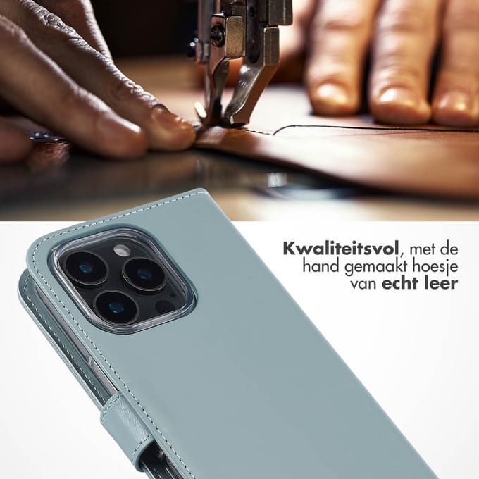 Selencia Hoesje - Geschikt voor Apple iPhone 16 Pro - Echt Lederen Bookcase - Air Blue