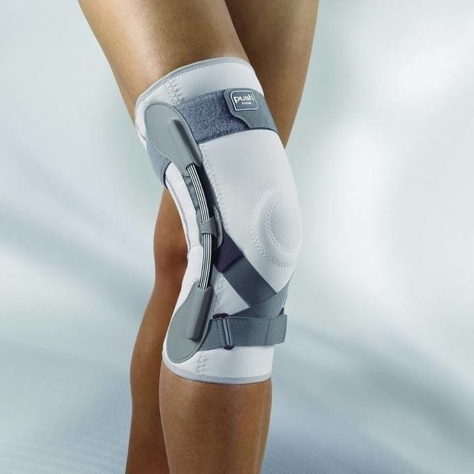 Push Med Kniebrace Links/Rechts 37-41Cm T4 1 Verband(en)