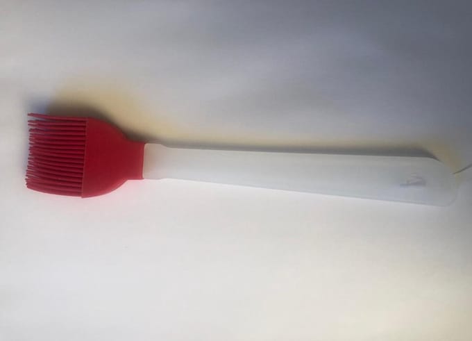 Siliconen bakkwast rood 22 cm lang