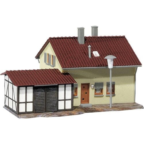 Faller - Buitenhuis Met Uitbouw (Fa131358)